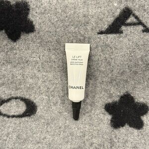 CHANEL Le Lift Eye Cream sample 3ml